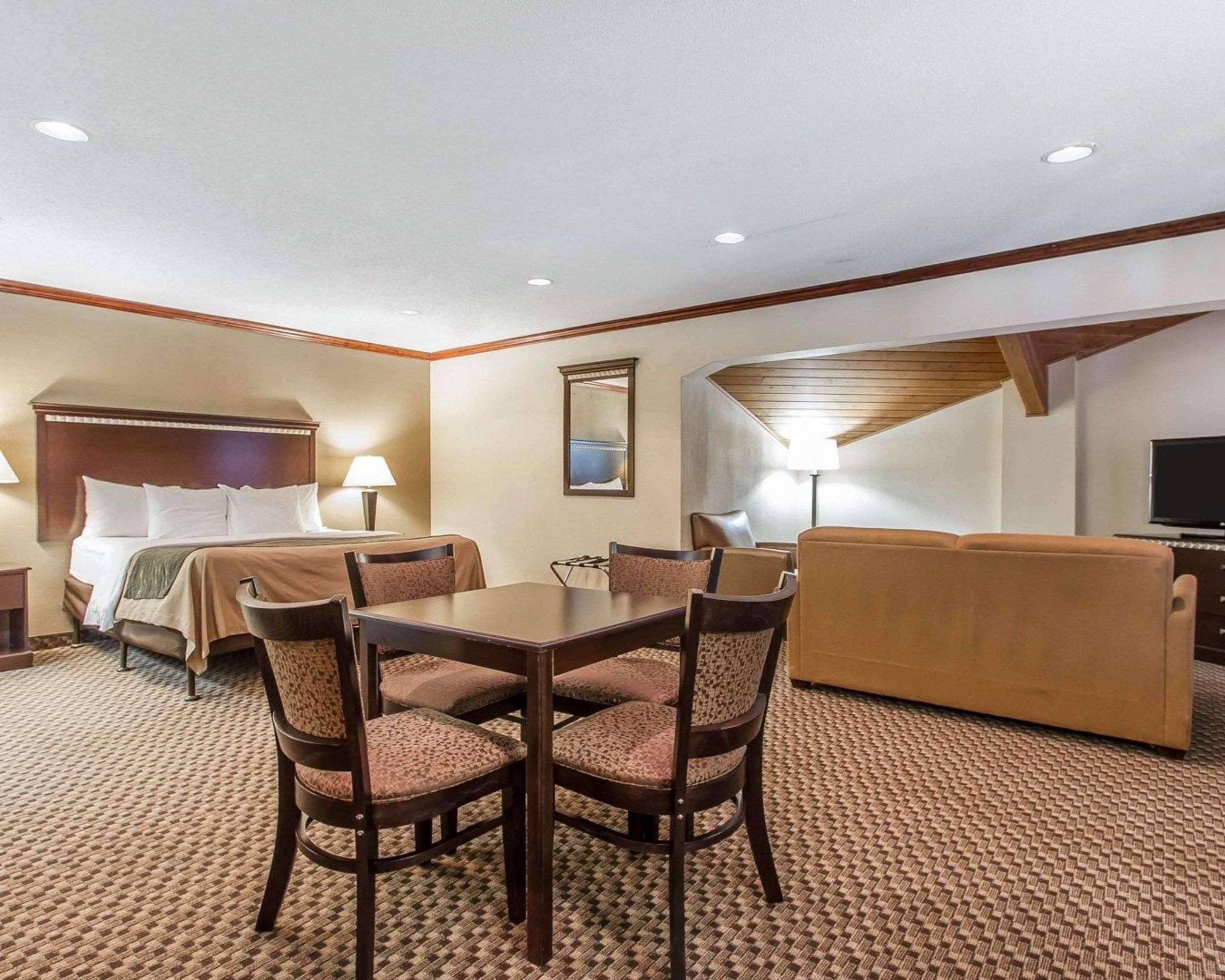 Quality Inn Macomb Near University Area Esterno foto