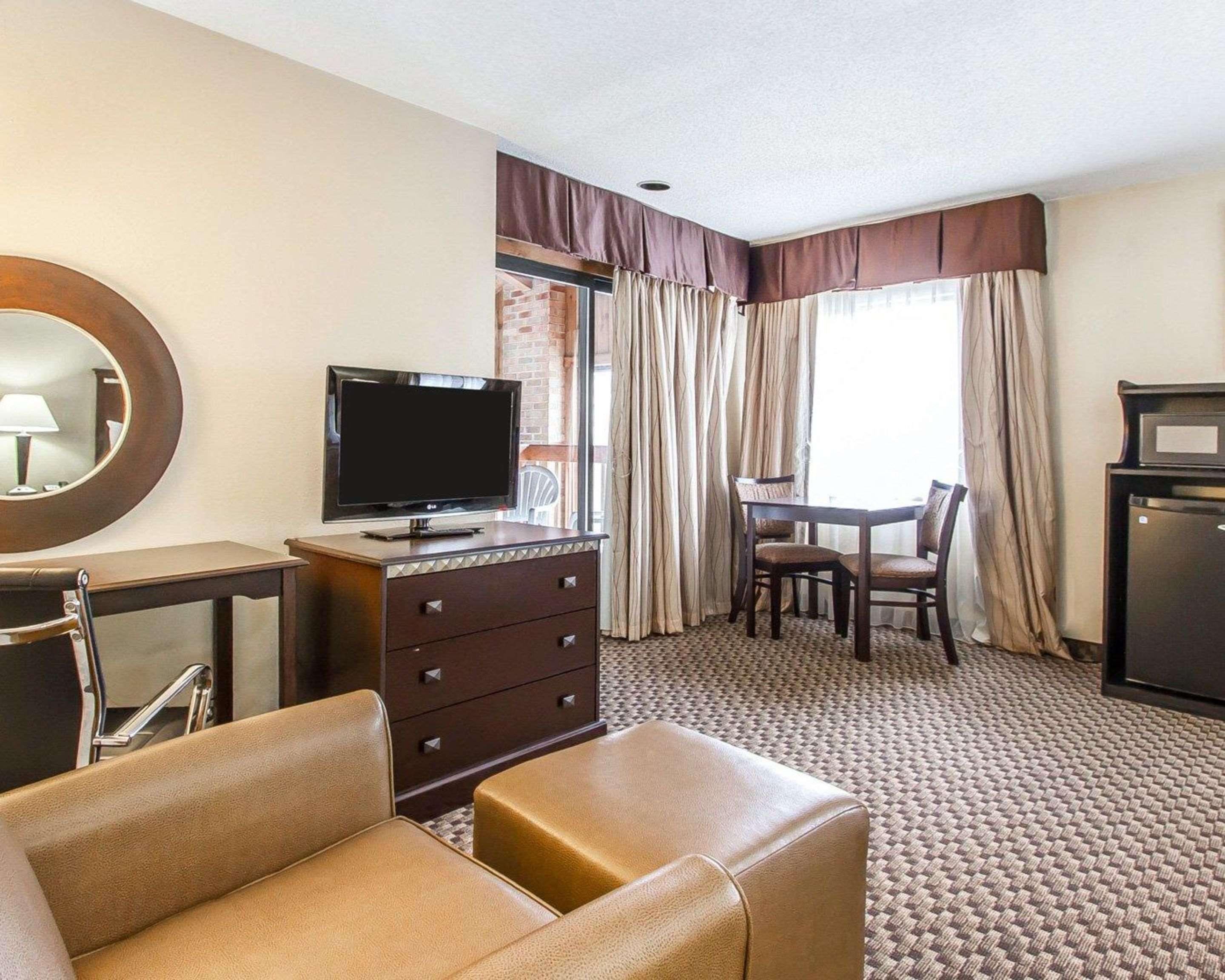 Quality Inn Macomb Near University Area Esterno foto