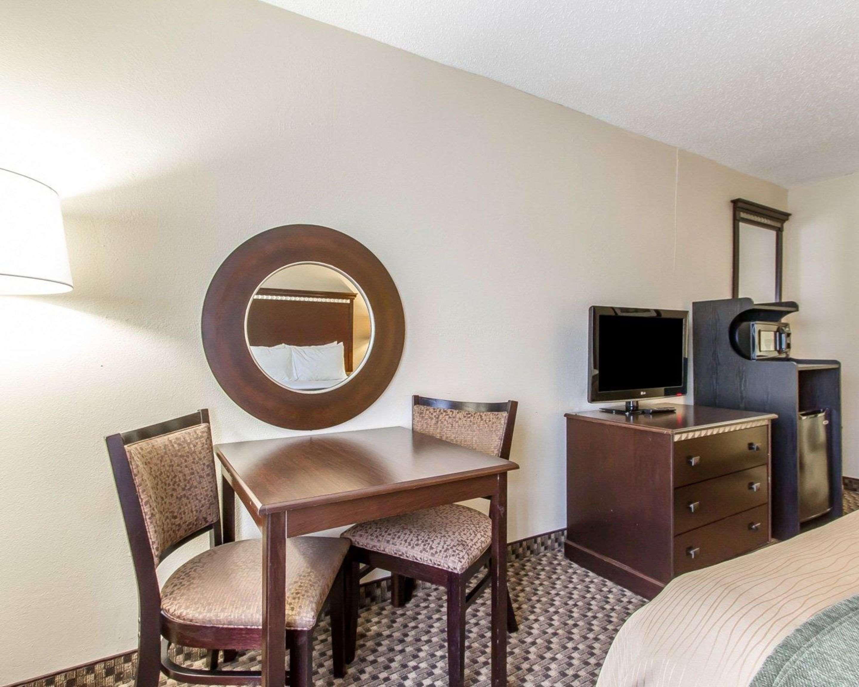 Quality Inn Macomb Near University Area Esterno foto