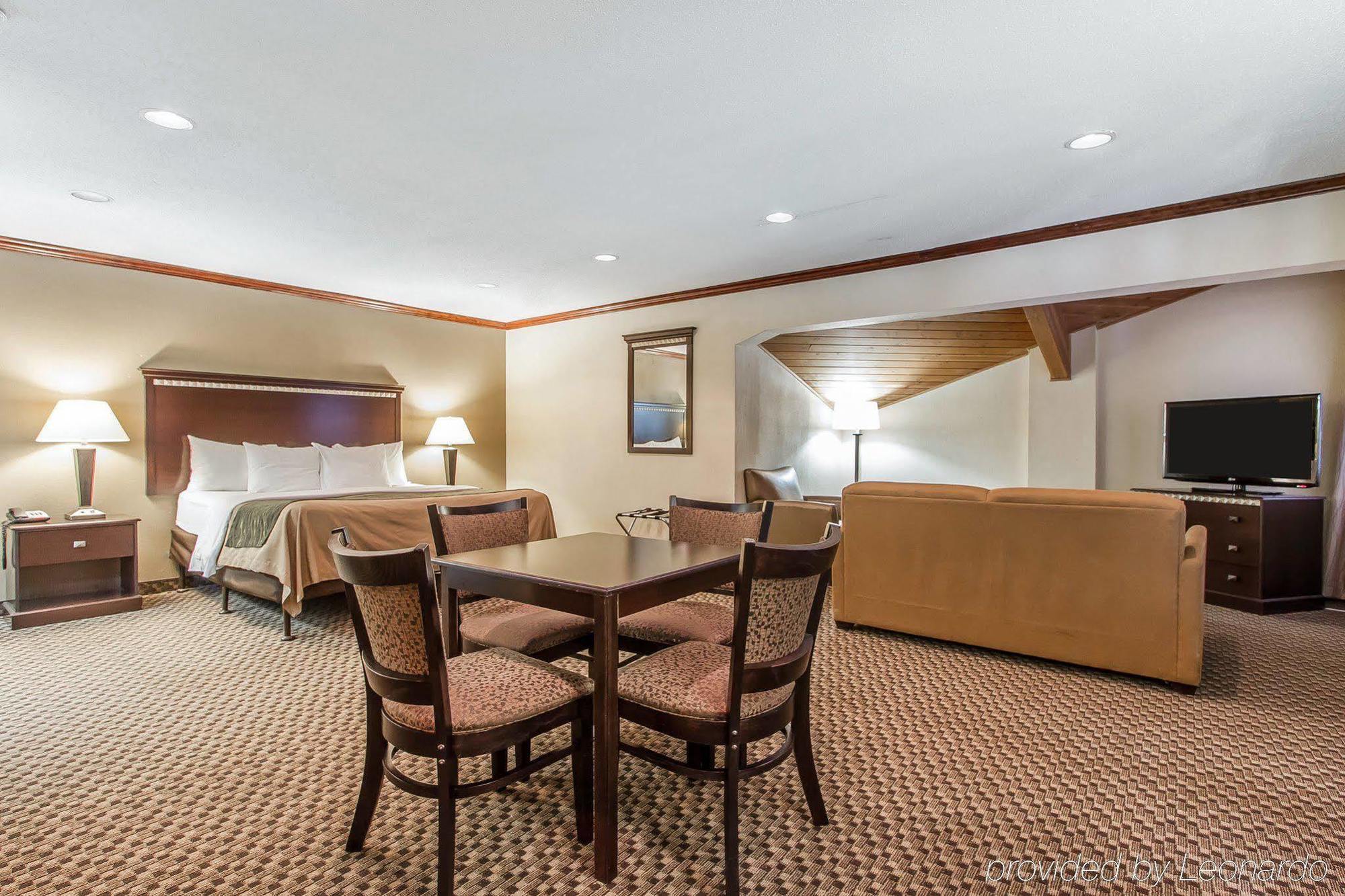 Quality Inn Macomb Near University Area Esterno foto