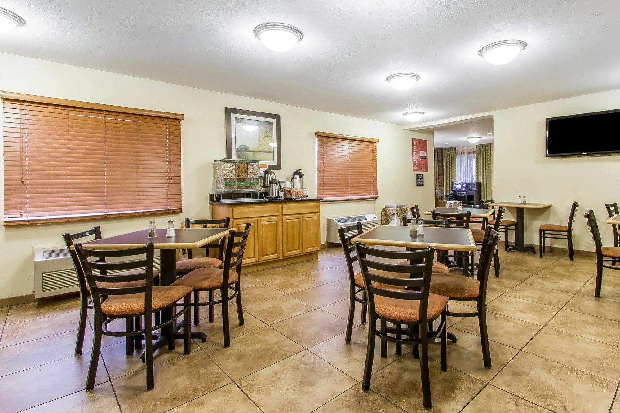 Quality Inn Macomb Near University Area Esterno foto