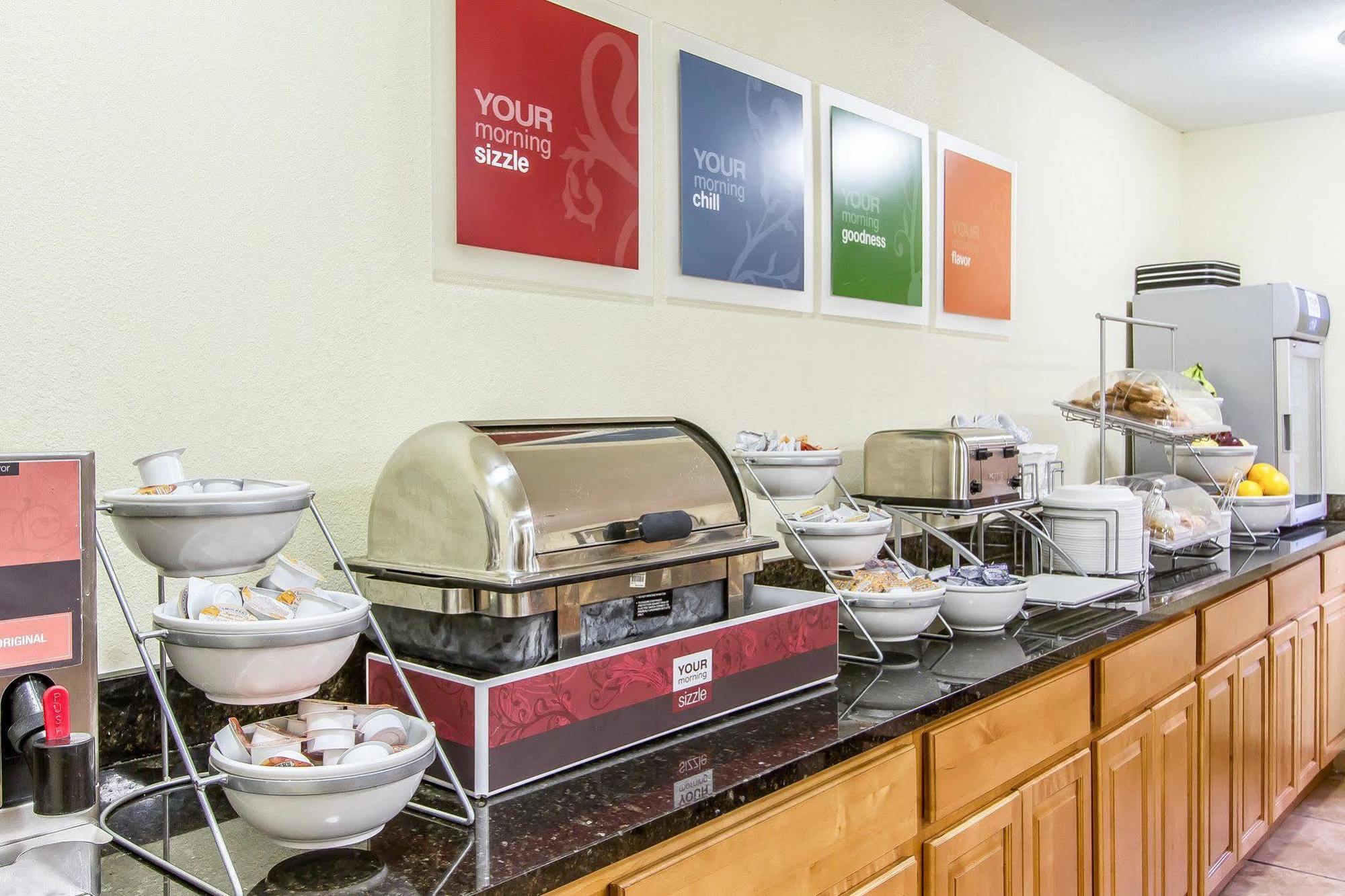 Quality Inn Macomb Near University Area Esterno foto